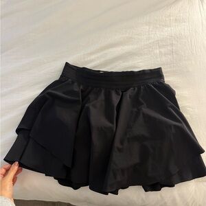 Lululemon black skirt